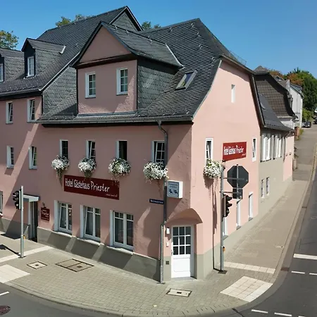 Gaestehaus Priester 3*