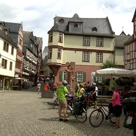 Hotel Hotel Gaestehaus Priester 3*