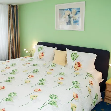 Gaestehaus Priester 3*