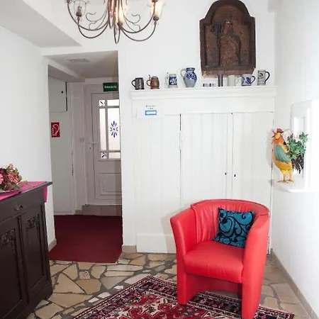 Gaestehaus Priester 3* 림부르크안더란