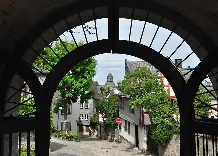 Hotel Gaestehaus Priester 3*